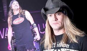 Rocker johnny solinger, best known as the front man for skid row for more than 15 years, has died. Rvsotntk1sft2m
