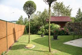 Ehepaar plant lärmschutzwand vor diesem spielplatz. Larmschutzwand Kokowall Pro Larmschutzwande Von Kokosystems