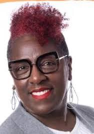 Rachelle Holt's Instagram, Twitter & Facebook