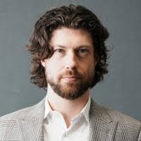 Darryl Hong's Instagram, Twitter & Facebook