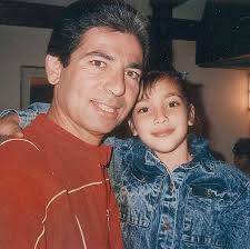 For nearly a decade, kardashian worked as a lawyer. Robert Kardashian Death Age