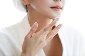 With everywhere from sephora to cvs stocking korean skin care products these days, it's easy to feel a little overwhelmed by the sheer amount of options. Can Using Niacinamide In Your Skin Care Routine Cause Redness Allure