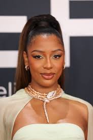 Grammy 2025: i beauty look dal fattore WOW, tra audacia e glamour