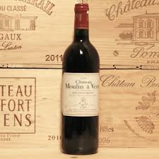 A pioneer among the producers who have put beaujolais back on the fine wine map, the château's culture is one of constant questioning and change, with the overall aim of improving our wines. 1995 Chateau Moulin A Vent Wein 1995 1990 1999 Weine Nach Jahrgang Antikwein