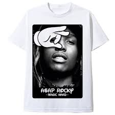 Collection de Vêtements Artistes de la Musique et du Sport