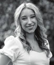 Kaitlin Shelton's Instagram, Twitter & Facebook