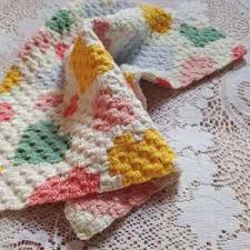 Corner to corner crochet is a technique that is very popular and you can create amazing results like this stunning zoodiacs blanket from one dog woof that you will find further down our post. Crochet Pattern And Knitting Pattern Ritacuna
