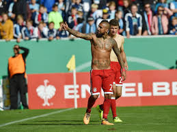 He also spoke about his teammate. Tattoos Professor Ingo Frobose Fordert Tattoo Verbot Fur Fussballer Express De