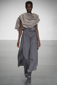A W A K E Mode Spring 2018 Ready To Wear Fashion Show Fashion Ready To Wear Fashion Week Spring