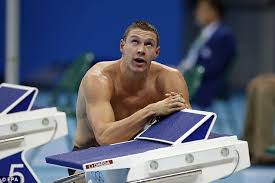 Rugby players shamus and ryan are at the club house working out, while shamus' girlfriend hazel and her friends wait for them in the bar. Ryan Murphy Wins 200m Gold In Rio But Missy Franklin Has Disappointing Race Daily Mail Online