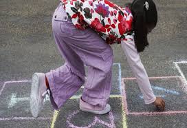 Life with a preschooler is busy! 5 Smart Ideas To Teach Kids To Hop On One Leg