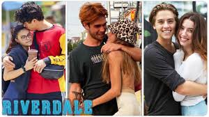 Kj apa raised the eye of many fans when he kissed joaquin (rob raco) in a college detention center on november 14, 2016 in an episode of riverdale. Riverdale S5 Real Age And Life Partners 2020 Youtube