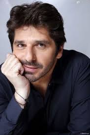 Mais c'est en 1997, lorsqu'il participe à une audition pour la comédie musicale. 41 Idees De Patrick Fiori En 2021 Patrick Fiori Chanteurs Francais Chanteur