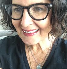 Happy Saturday! 💗 This is a new product I haven't posted much about! I  ordered the color Dream Cloud for myself. Can't wait to test it out for you  guys and give