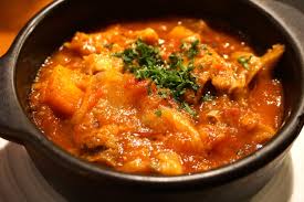 Una ricetta, la trippa con patate che purtroppo non preparo spesso, il motivo? Trippa Al Sugo Con Patate La Ricetta Succulenta Che Vi Fara Impazzire