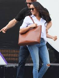Meghan markle, former star of suits, is just the minimalist style. Meghan Markle Style Wishlist What She Should Wear Now That She S Not A Royal The Everygirl