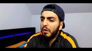 Arwirano's Room and Gear: A YouTube Showcase