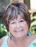 Lisa Fluke's Instagram, Twitter & Facebook