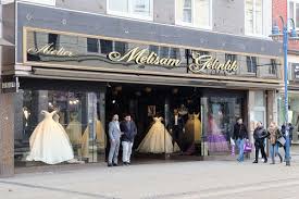 Suchen sie sich ein kurzes hochzeitskleid, ein standesamtkleid oder andere traumhafte brautkleider aus! Duisburg Marxloh Dieruhrgebietsradler