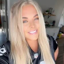 Stella Carter (@stella.carter03)