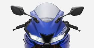 Di antara deretan motor yang pernah dipasarkan oleh yamaha, r15 jadi salah satu andalan pabrikan garpu tala di kelas motorsport 150cc karena dilengkapi dengan. Yamaha All New R15 Spesifikasi Lengkap Dan Harga Terbaru