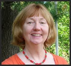 Monica Beard's Instagram, Twitter & Facebook