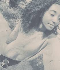 Once upon a time you were all Emo kids 😂👍 Show us your look back then 😂