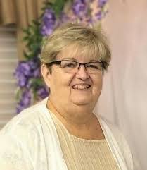 Katherine Smith's Instagram, Twitter & Facebook