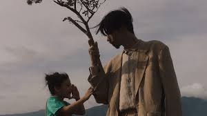 Đen vâu là một rapper, nhạc sĩ việt nam thành công từ làn sóng underground và âm nhạc indie. B74nqlrn Rtjlm