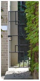 Pagar mewah minimalis, pagar yang bagus membentuk tetangga yang baik. Pintu Pagar Minimalis Besi Berjaring Ide Pagar Minimalis Gerbang Kebun