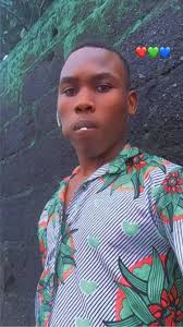 Lee Wïllíãm Dę Bãcâssï (@leewilliam.debacassi) • Facebook