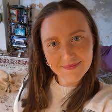 Just had a bizarre glitch. I found and placed a chest I had in the  furniture section, opened it and it contained the exact same items I had  already stored in another