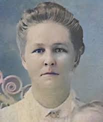 Dora Lott's Instagram, Twitter & Facebook