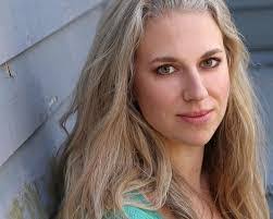 Wilma Applegate's Instagram, Twitter & Facebook