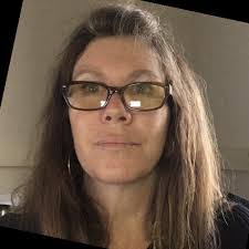 Kelly Ard's Instagram, Twitter & Facebook