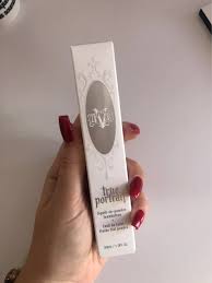 Pour faire un achat judicieux, nous vous dirons tout. Kat Von D True Portrait Fond De Teint Fluide Fini Poudre 300 Ml Inci Beauty