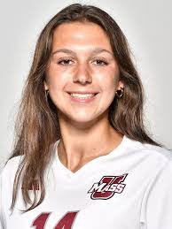 Ella Curry's Instagram, Twitter & Facebook