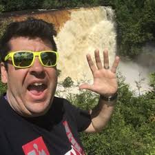 Alex Aiello (@aiello_vent_dad)