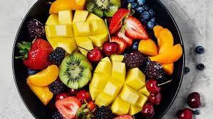 Les fruits ne doivent pas manquert à notre alimentation. Quels Sont Les Fruits Les Moins Sucres L Express Styles