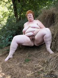 Porn image of woman amateur bbw short nude hairy full shot created by AI