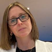 Melissa Baylis's Instagram, Twitter & Facebook