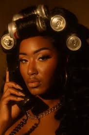 aesthetic queen energy and fashion