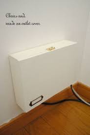 プチプラで素敵なインテリアの完成 100均diy 人気ブロガー実例25選 キナリノ 収納 アイデア コンセントカバー インテリア 収納