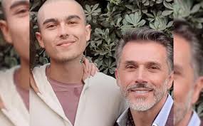 Sergio mayer e issabela camil aclaran que no le hablan a su hija con malas palabras. Sergio Mayer Defiende A Su Hijo Ante Polemica Por Rbd