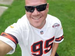 This is not as bad as the internet crybabies it seem. It can go either good  or bad just such as it can with any other QB. 🤷🏾‍♂️ ppl just want  something