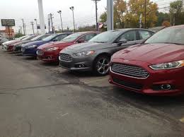 Vesta derby oaks offers 1, 2, and 3 bedroom louisville ky apartments in a pet friendly community. Town Country Ford Louisville Car Dealership In Louisville Ky 40219 1317 Kelley Blue Book