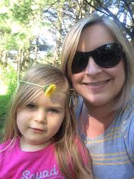 oh my god i look like a mom