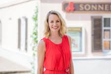 Wird anne den serientod sterben? Simone Hanselmann Im Interview Jeder Dreh Ist Ein Bisschen Wie Nach Hause Kommen Der Bergdoktor Offizieller Fanclub Zur Beliebten Zdf Reihe