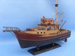 Hampton Nautical Jaws Orca Model Fishing Boat Fully Assembled Not A Kit Geeknolia Maquetas De Barcos Barcos Antiguos Barcos Planos