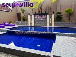 Villa Istana Batu Malang Modern Kolam Renang Pribadi Sewa Villa Pacet Di 2020 Kolam Renang Istana Villa